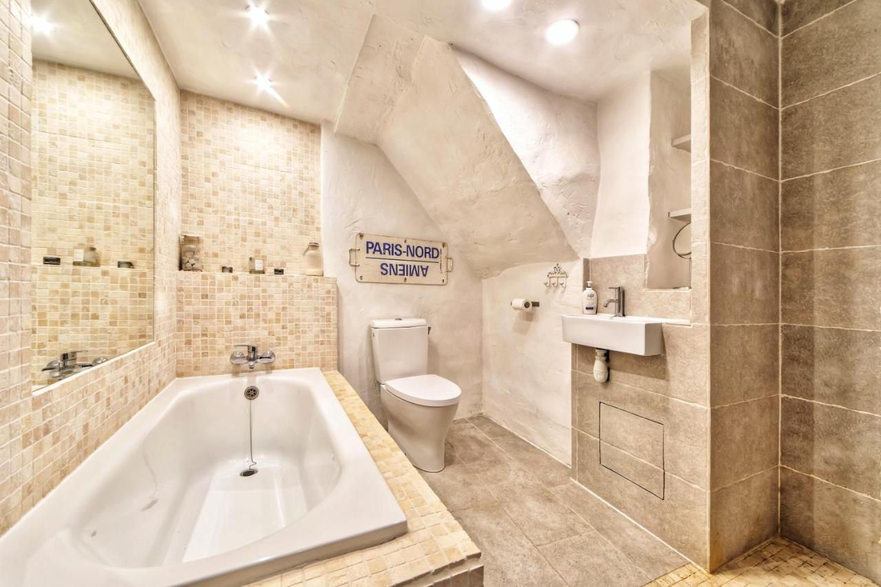 Townhouse Mougins In The Old Village, Fantastic View, Sea And Mountains Exterior photo